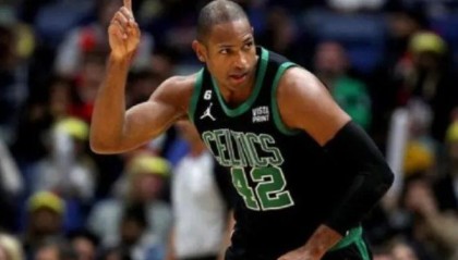 半岛体育注册网址-只要勇士或掘金！40岁老将下定决心，宁可退役也不去湖人