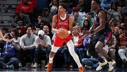 半岛体育APP-球商实在是太糟糕了！鹈鹕竟然还敢吃下他的这份垃圾合同？