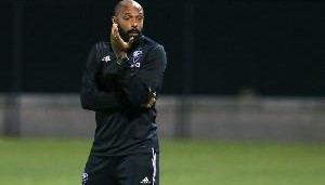 法媒：亨利是莱比锡红牛新帅热门人选，已得到了克洛普的支持