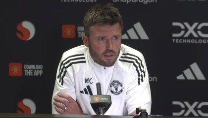 半岛体育-卡里克：谢什科状态很好，我对他的表现、能力和态度印象深刻