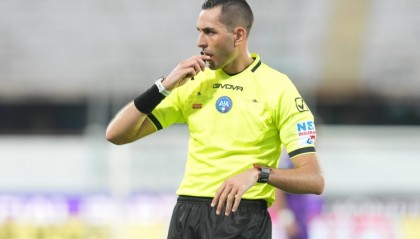 半岛体育-官方：34岁裁判科隆博将主哨意大利国家德比，生涯首次吹国家德比