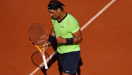 法网八强德纳遭95后围剿 “三小天王”谁能脱颖而出